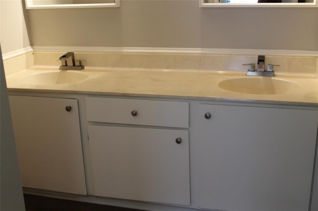 10049 Westpark Drive - Photo 26