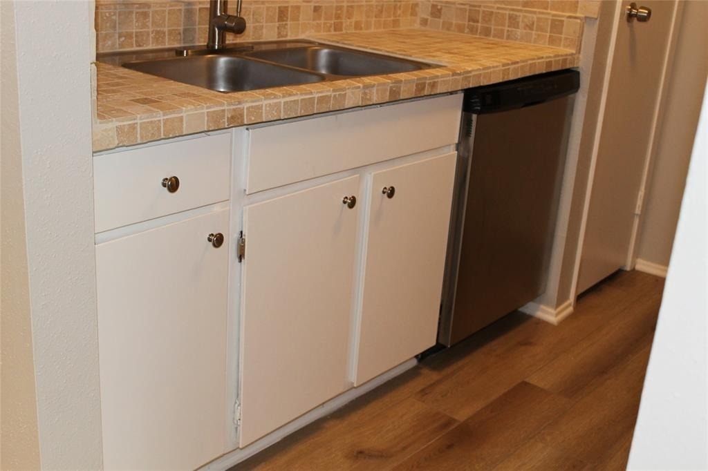 10049 Westpark Drive - Photo 21