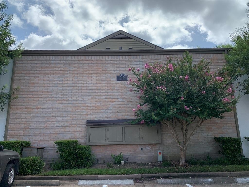 10049 Westpark Drive - Photo 36