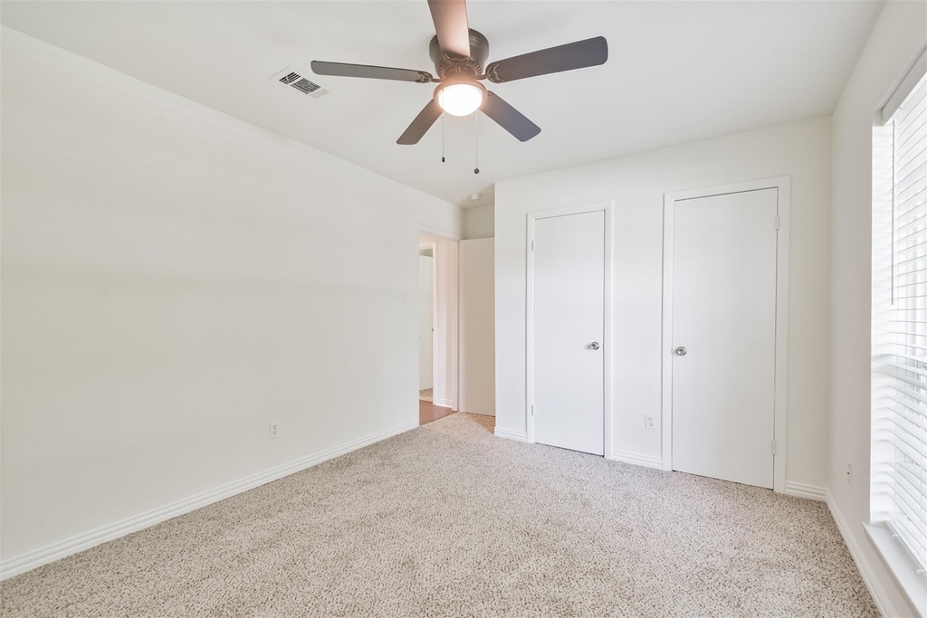 9719 Halkirk Street - Photo 21