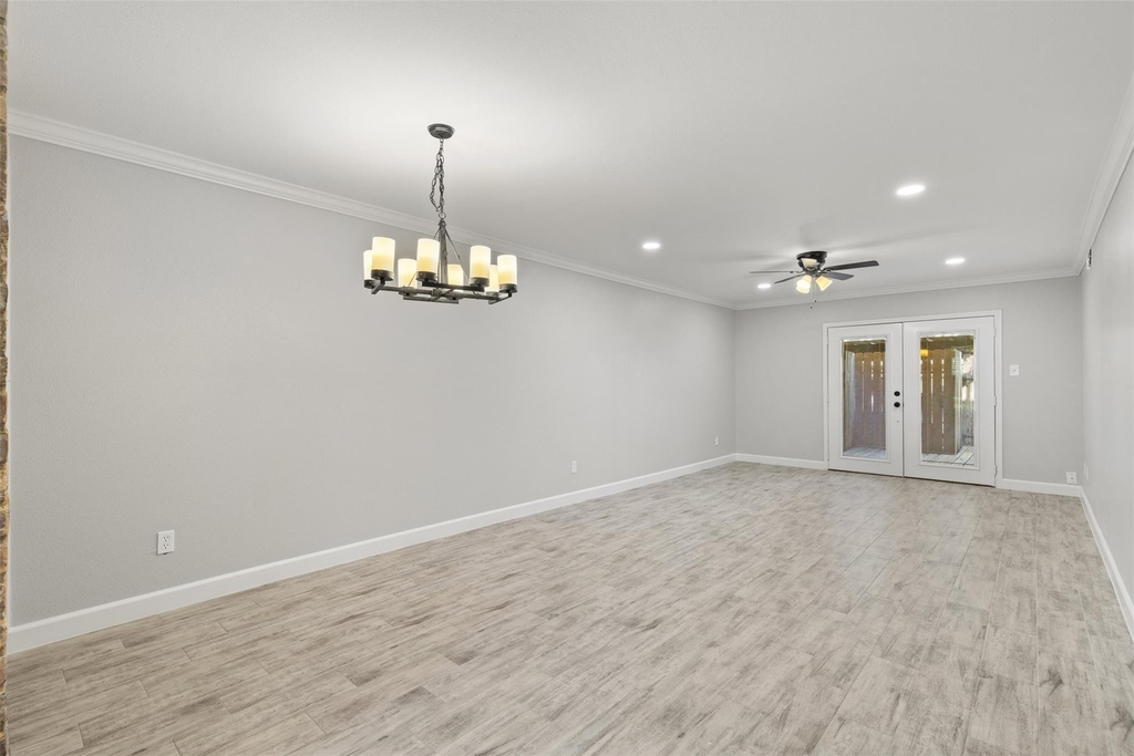 13010 Trail Hollow Drive - Photo 5