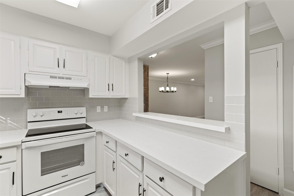 13010 Trail Hollow Drive - Photo 24