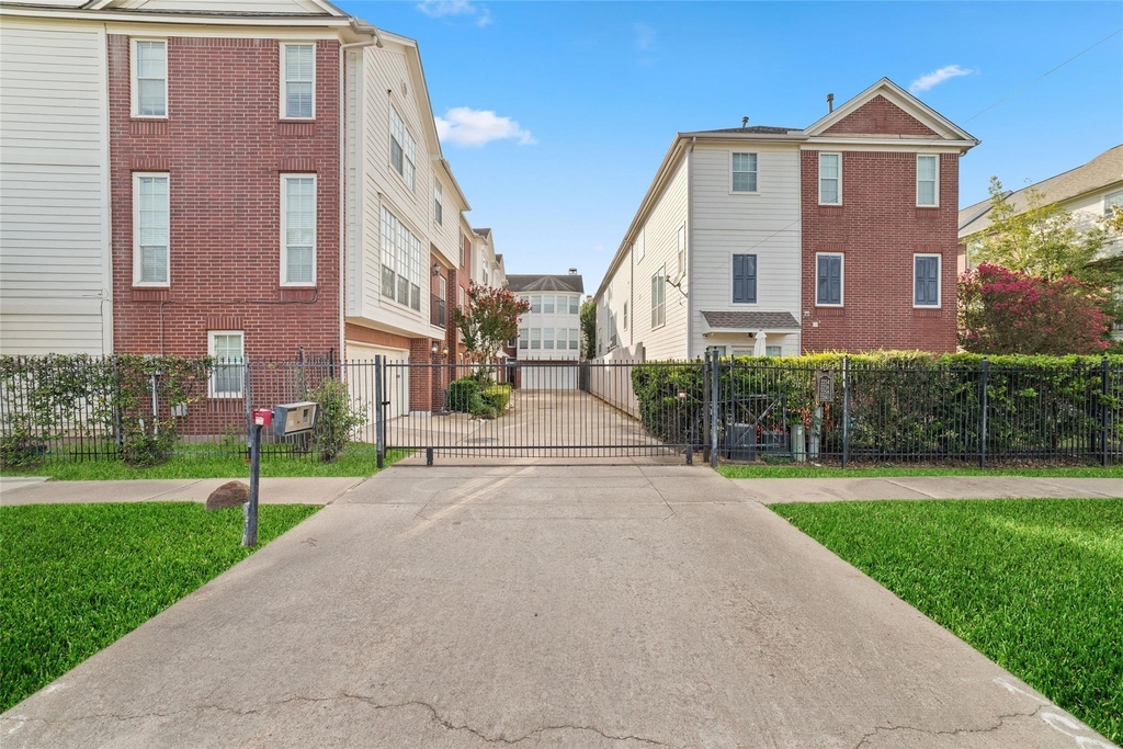 2256 La Branch Street - Photo 0