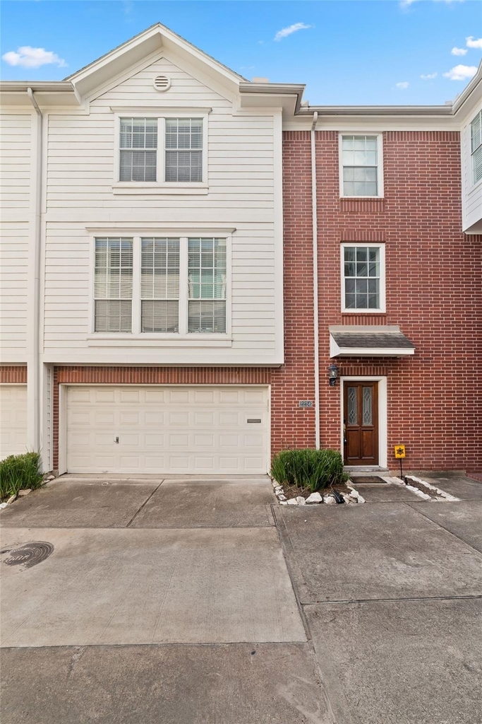 2256 La Branch Street - Photo 2