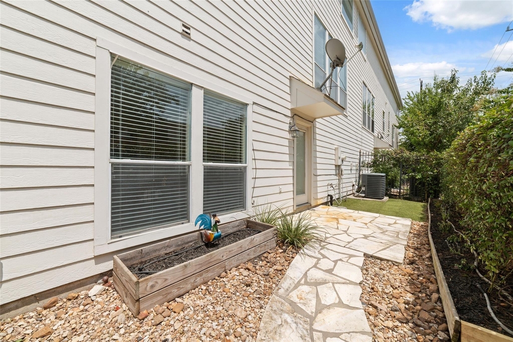 2256 La Branch Street - Photo 31