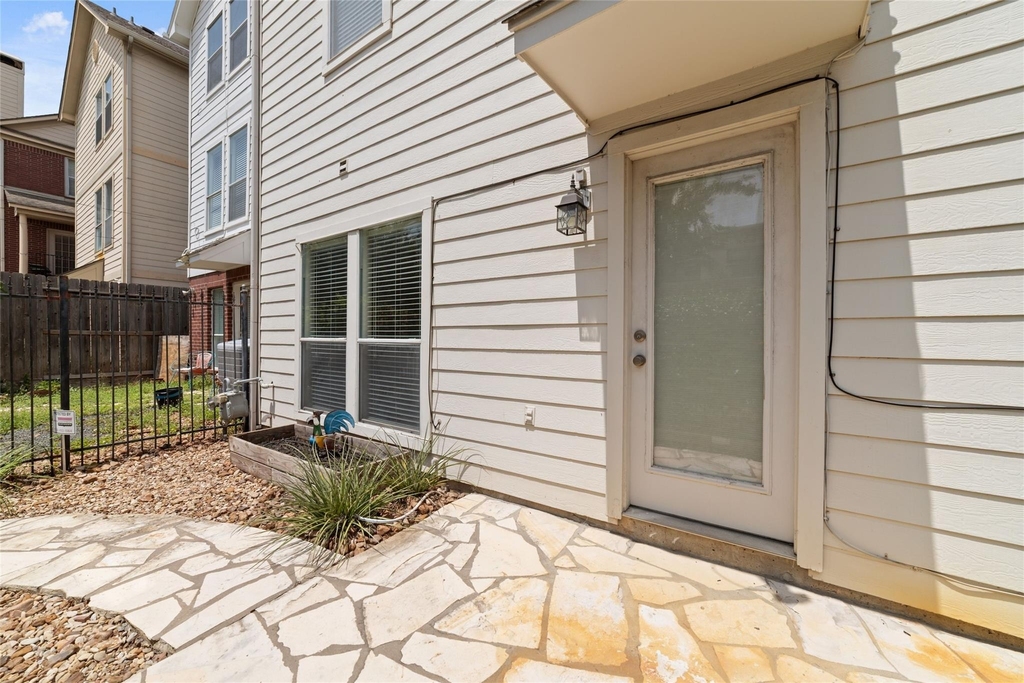 2256 La Branch Street - Photo 33