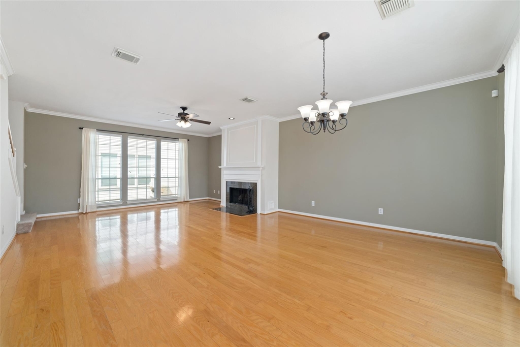 2256 La Branch Street - Photo 9