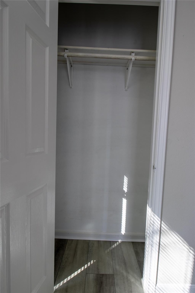 218 E Hunnicutt Street - Photo 9