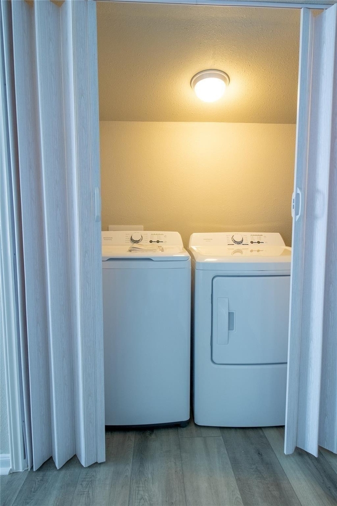 218 E Hunnicutt Street - Photo 3