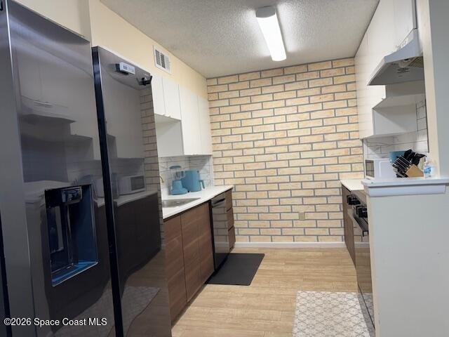 225 S Tropical Trail - Photo 2