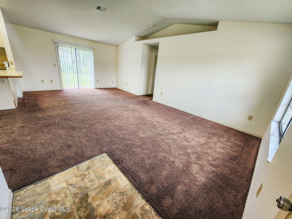 821 Hawaii Avenue Nw - Photo 2