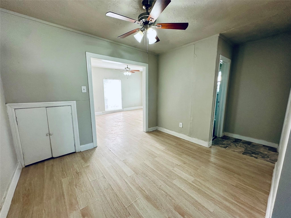 1 Sidney Street - Photo 5