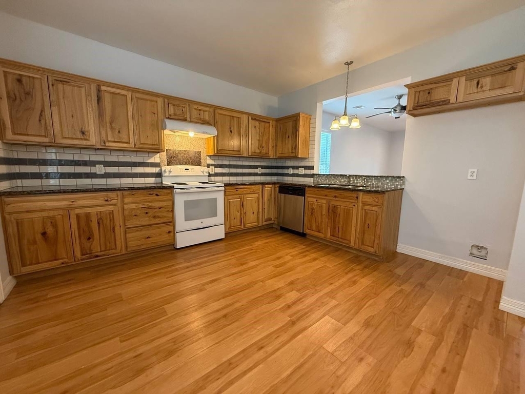 16835 Libson Falls Drive - Photo 7