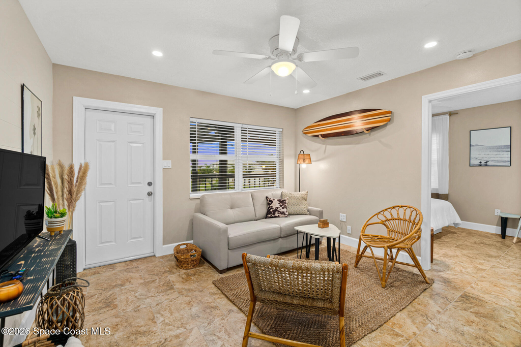 1672 Pineapple Avenue - Photo 1