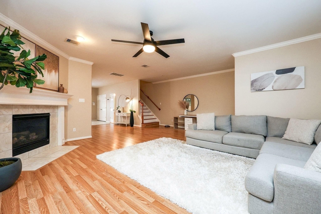 2865 Westhollow Drive - Photo 4