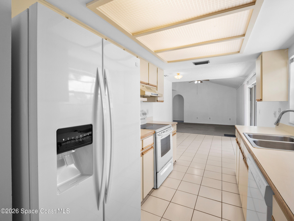 1187 Merrick Avenue Nw - Photo 10