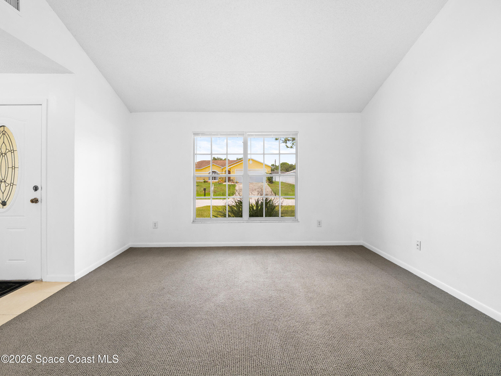 1187 Merrick Avenue Nw - Photo 3
