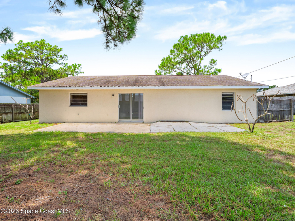 1187 Merrick Avenue Nw - Photo 19