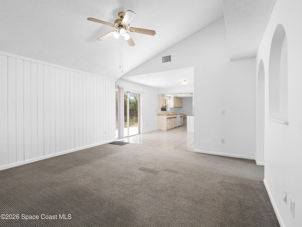 1187 Merrick Avenue Nw - Photo 6