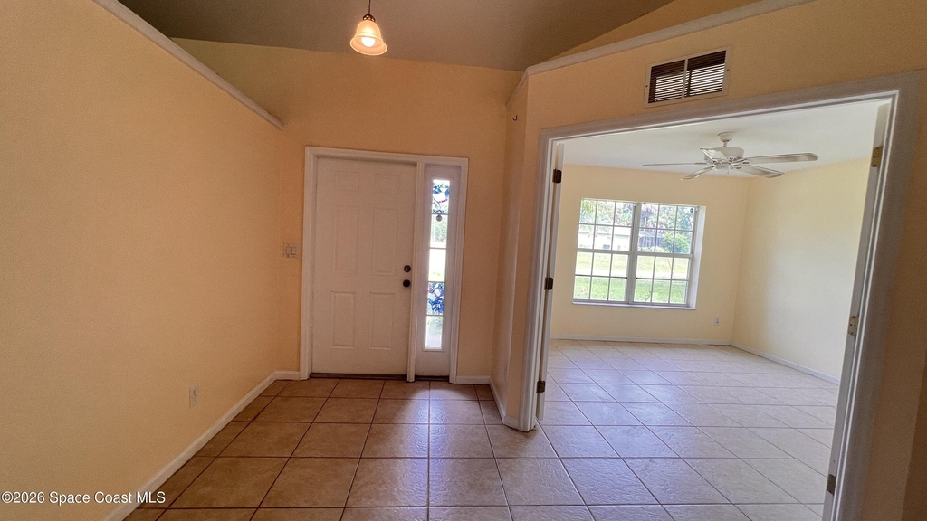 2681 Madden Avenue Sw - Photo 2