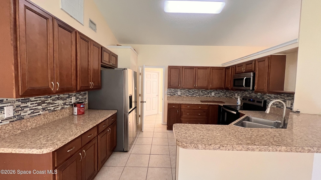 2681 Madden Avenue Sw - Photo 5