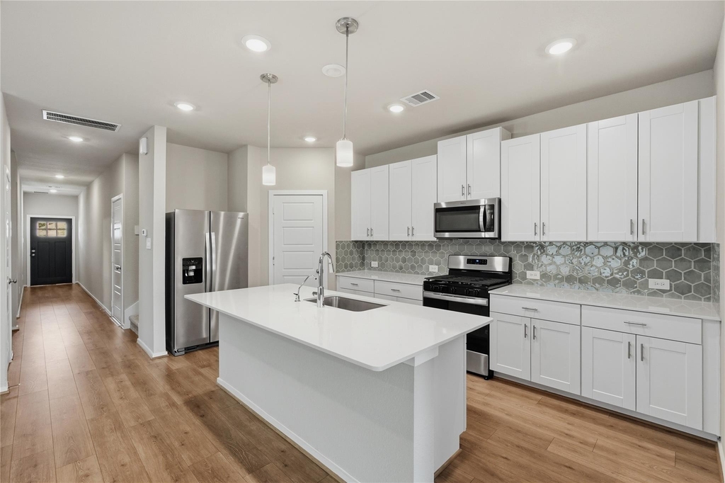 419 Gram Hill Drive - Photo 2