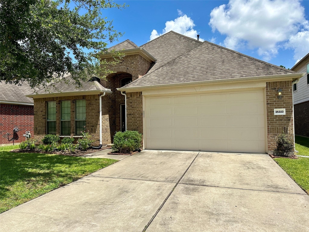 25323 Lisburn Drive - Photo 2