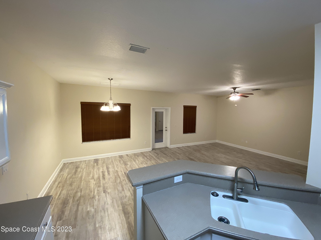 6124 Serene Place - Photo 8