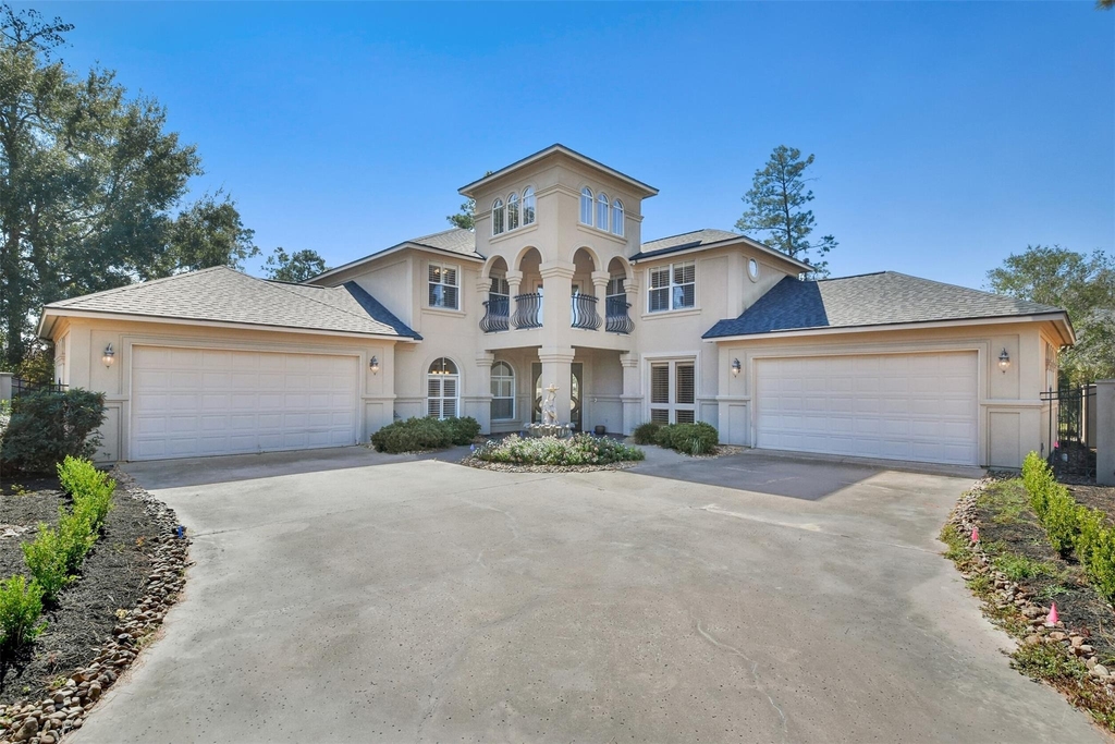 8114 Hideaway Lake Circle - Photo 2
