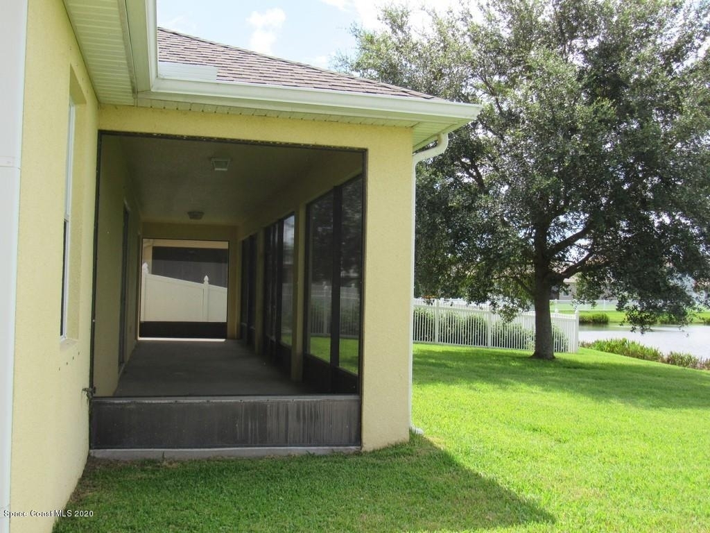 1741 Bridgeport Circle - Photo 4