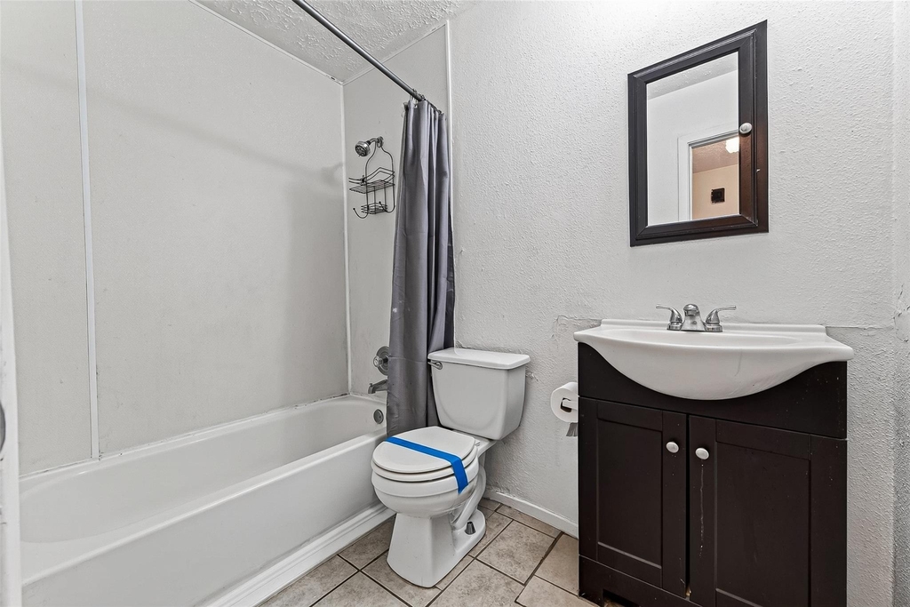 4632 Greenwood Drive - Photo 13