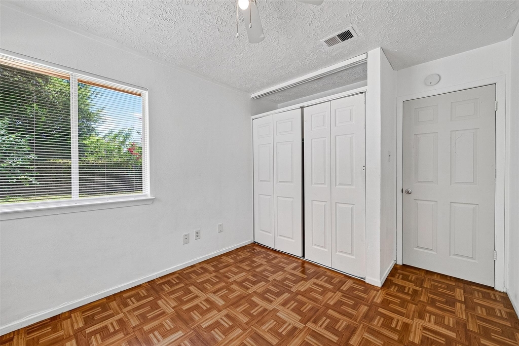4632 Greenwood Drive - Photo 17