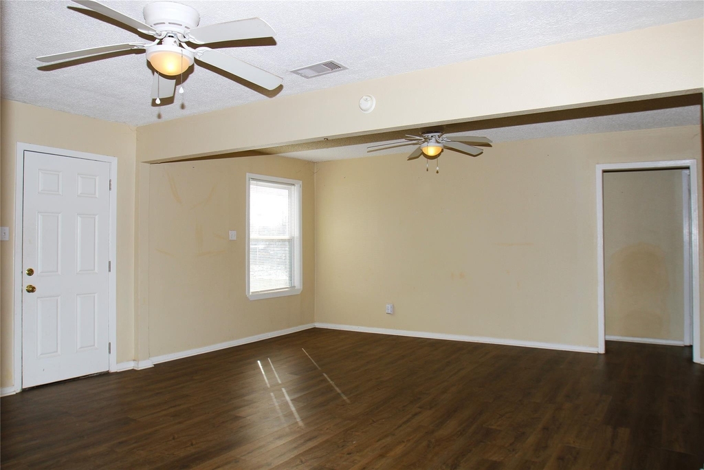 520 Mckee Street - Photo 2