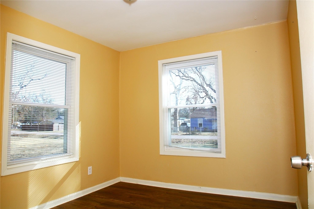 520 Mckee Street - Photo 9