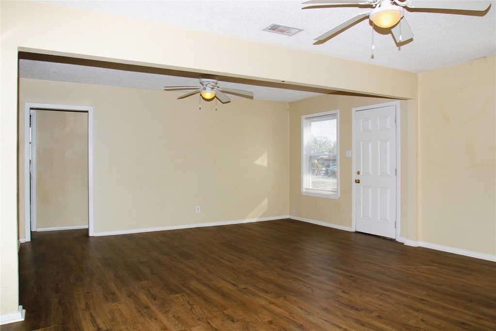 520 Mckee Street - Photo 1