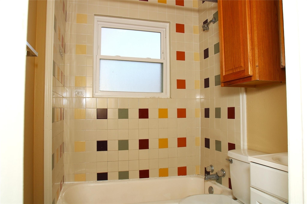 520 Mckee Street - Photo 11
