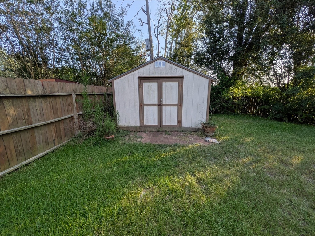 17054 Cairnlassie Street - Photo 19