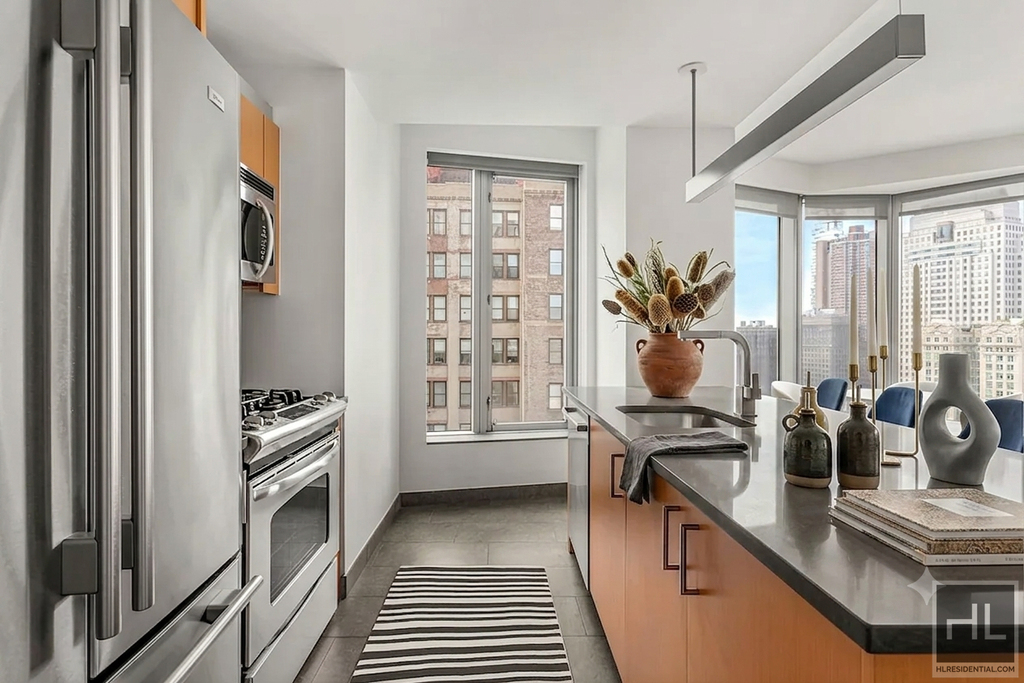 Spruce Street - Photo 1