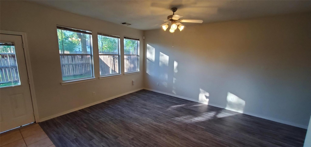 13043 Peppergate Lane - Photo 4