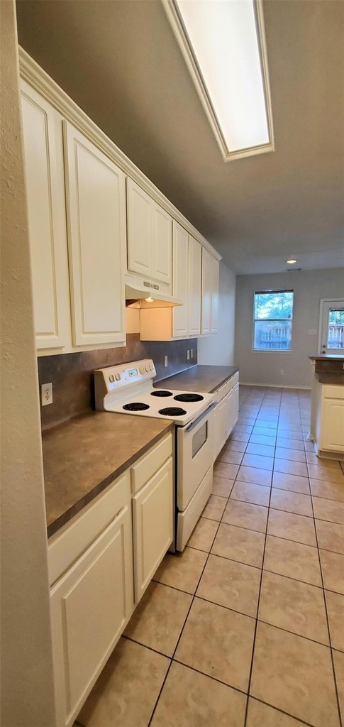 13043 Peppergate Lane - Photo 2