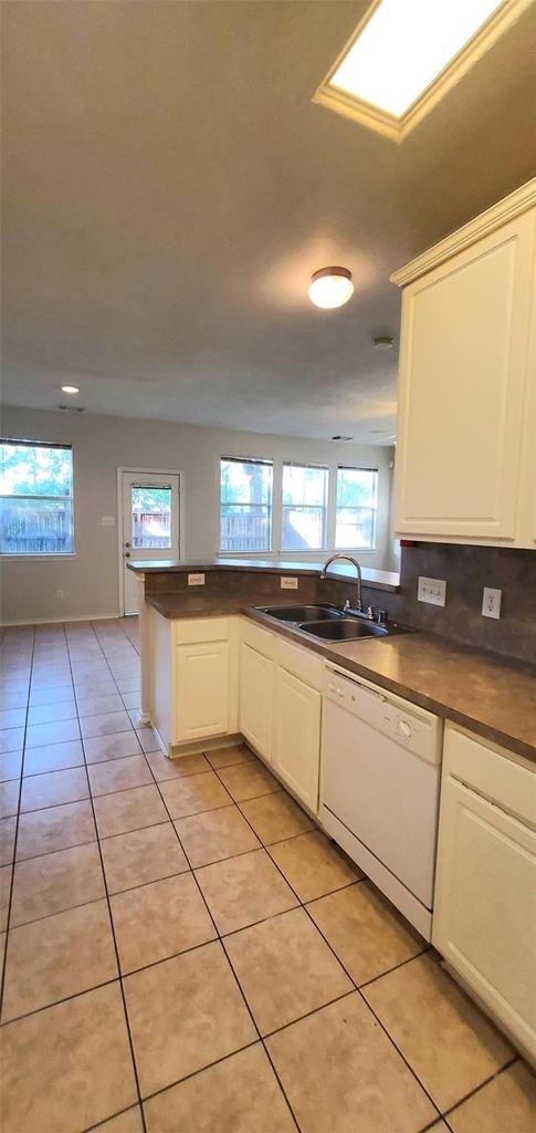 13043 Peppergate Lane - Photo 1