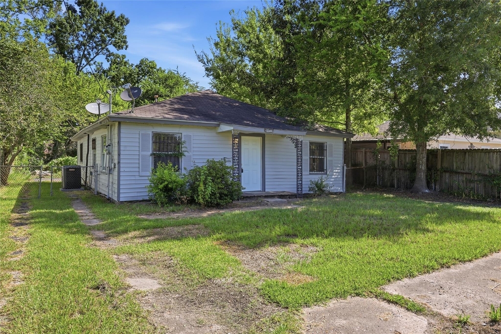 2088 Pope Street - Photo 1