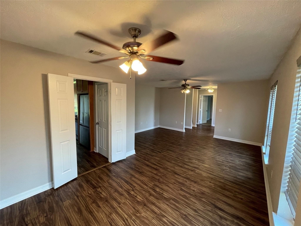 16510 Oxnard Lane - Photo 7