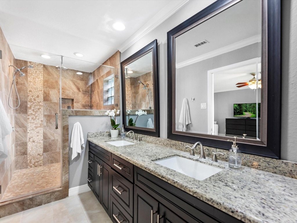12539 Honeywood Trail - Photo 17