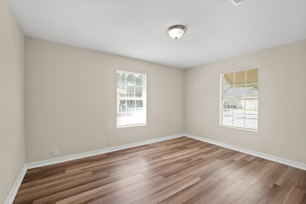 8244 Hartford Street - Photo 5