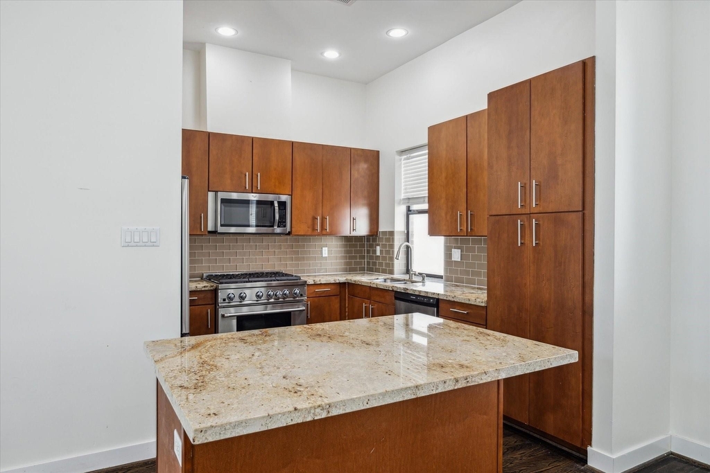 1316 Welch Street - Photo 6
