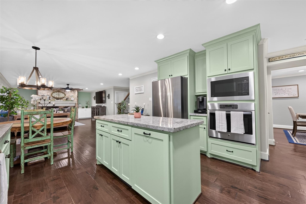 746 Stone Mountain Drive - Photo 6