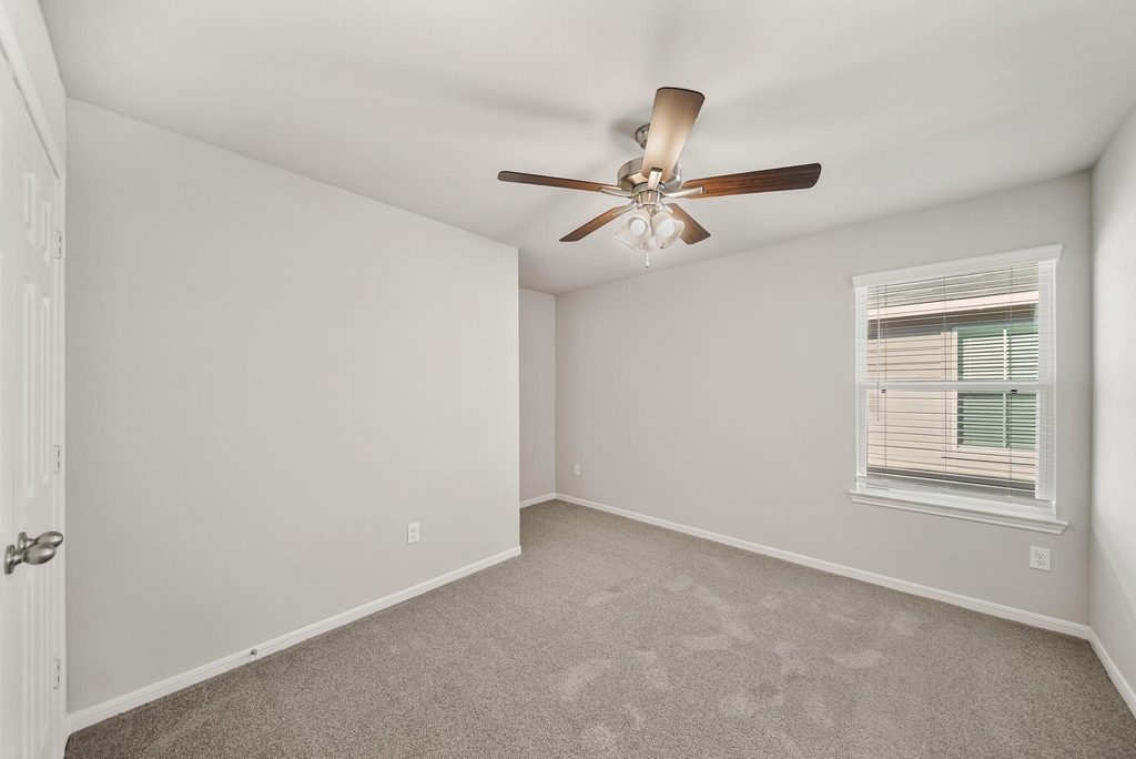 13429 Lucky Bill Lane - Photo 7