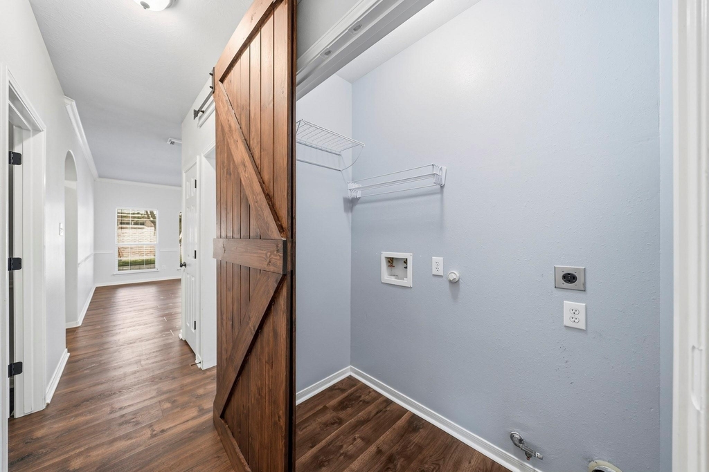 2875 Wimbledon Lane - Photo 18