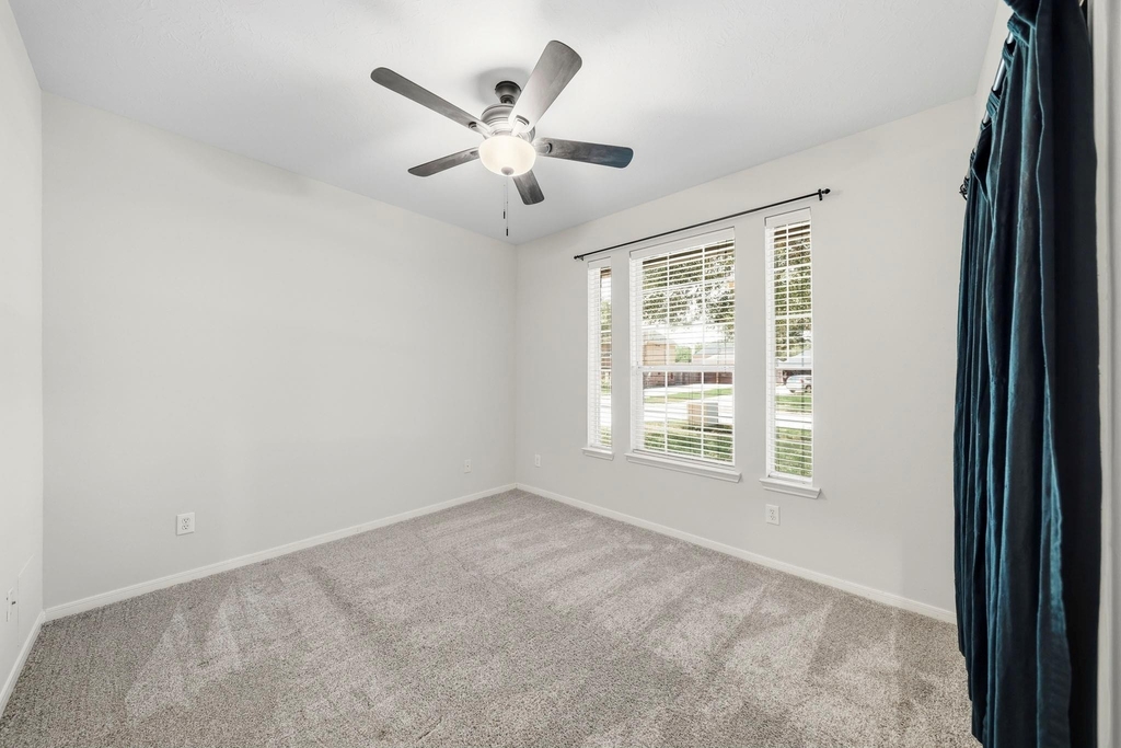 2875 Wimbledon Lane - Photo 13